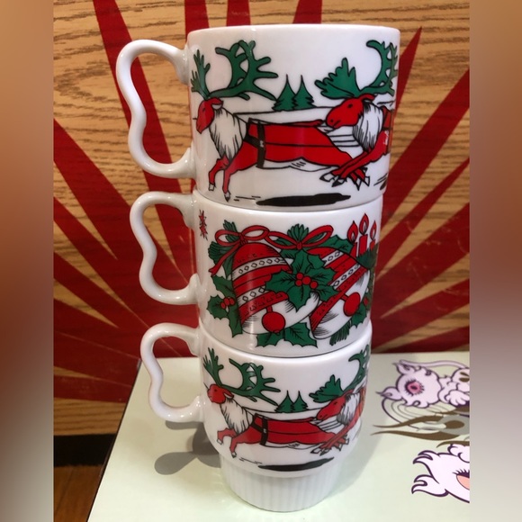 (3) Vintage Stacking Christmas Cups from Japan - Picture 3 of 7